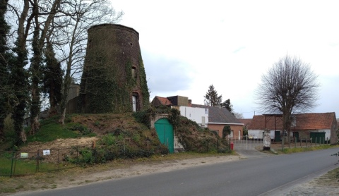 Molen Remue in april 2022 te koop