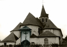 De Calvarie achter de kerk, foto Beeldarchief DSMG, 1973