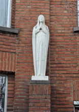 Mariabeeld op sokkel, foto verzameling Rogiers Guido